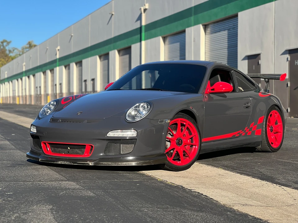 2011 Porsche 997 GT3 RS - Image 2 of 25