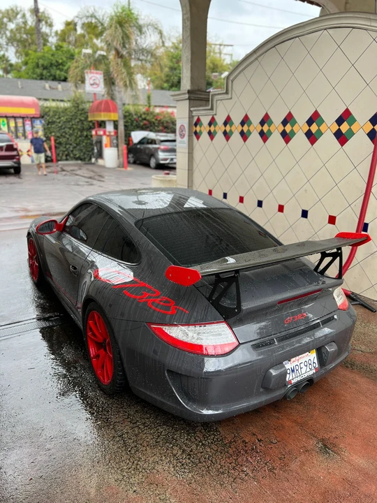 2011 Porsche 997 GT3 RS - Image 4 of 25