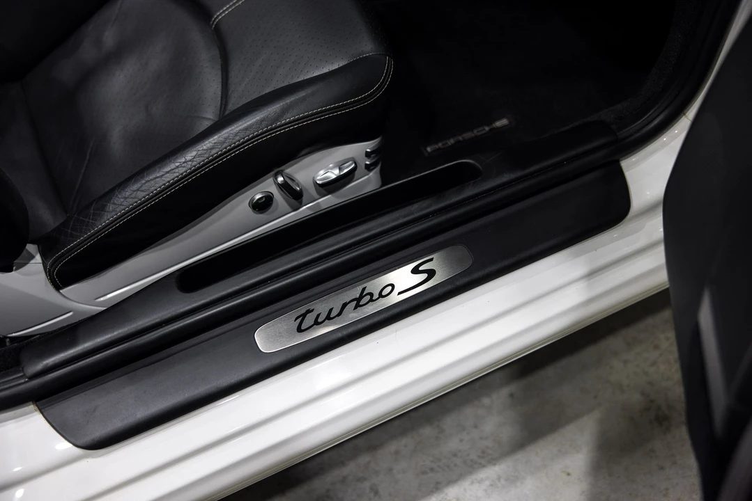 2011 Porsche 997 Turbo S - Image 21 of 31