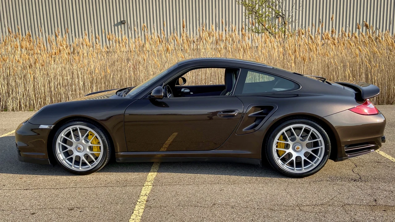 2011 Porsche 997 Turbo S - Image 5 of 6