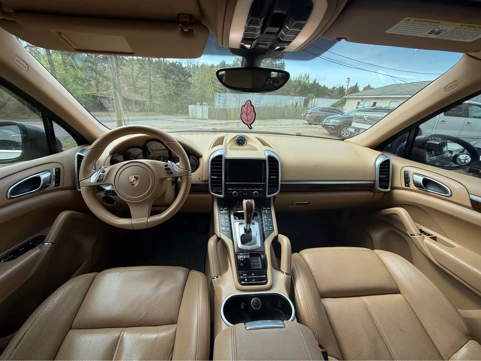 2011 Porsche 958 Cayenne - Image 6 of 6