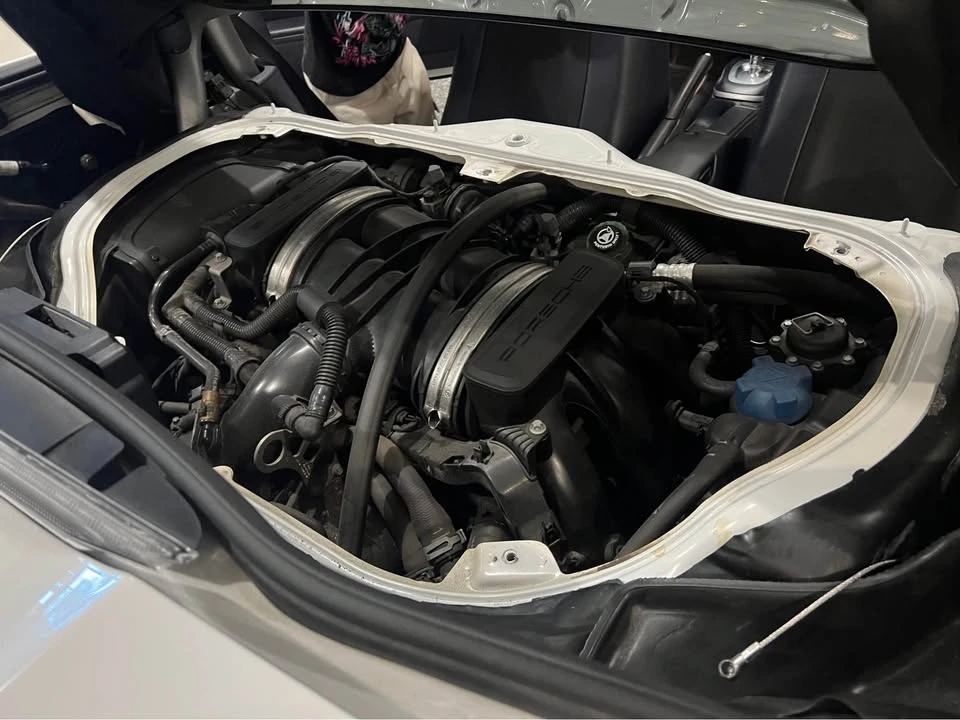 2011 Porsche 987 Boxster - Image 16 of 17