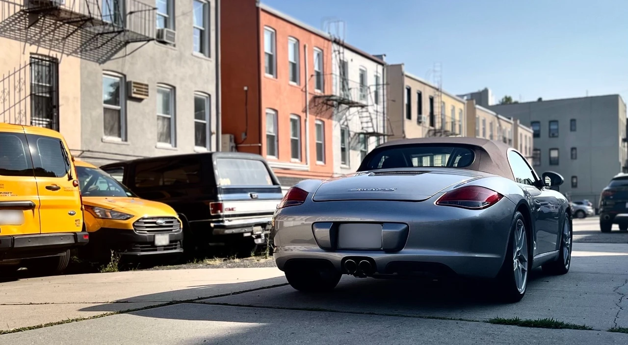 2011 Porsche 987 Boxster S - Image 13 of 21