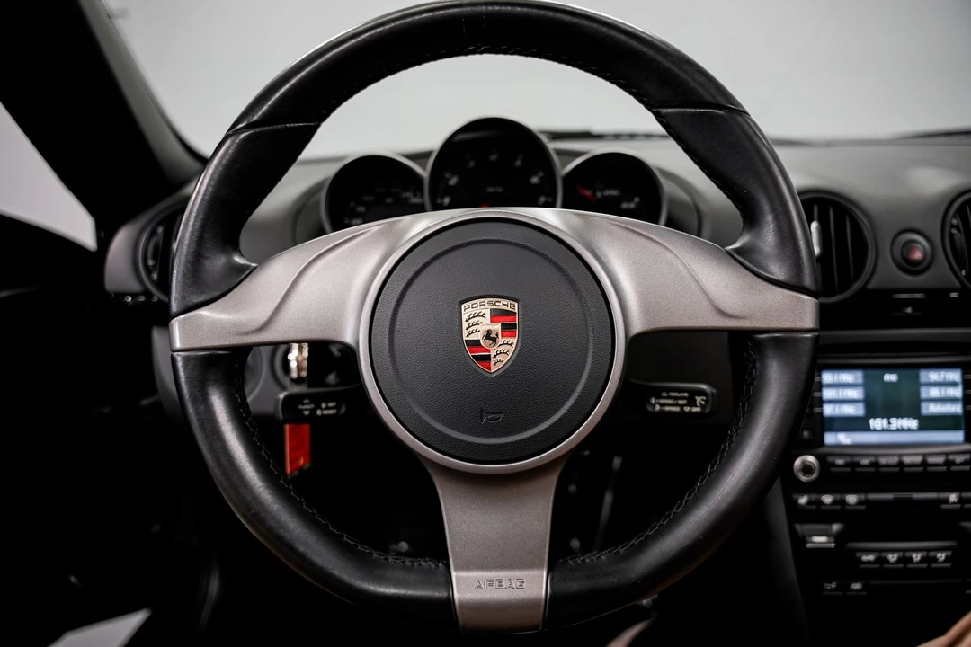 2011 Porsche 987 Boxster Spyder - Image 10 of 31