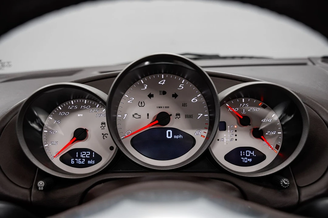 2011 Porsche 987 Boxster Spyder - Image 11 of 31