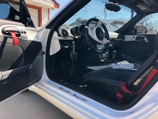 Porsche 987 Boxster Spyder - Image 2 of 3