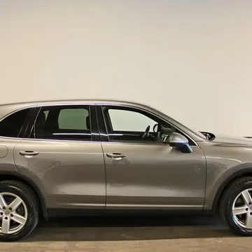 2011 Porsche Cayenne V6