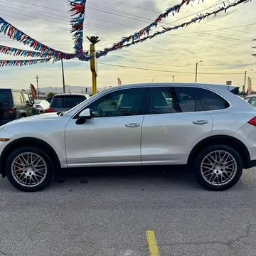 2011 Porsche Cayenne Turbo AWD Twin Turbo