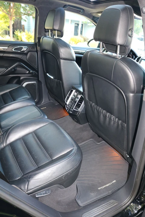 2011 Porsche 958 Cayenne Turbo - Image 13 of 18