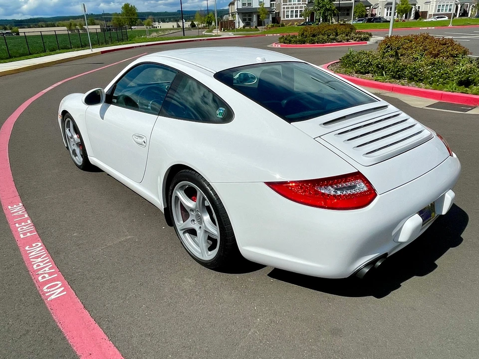2011 Porsche 997 Carrera S - Image 4 of 10