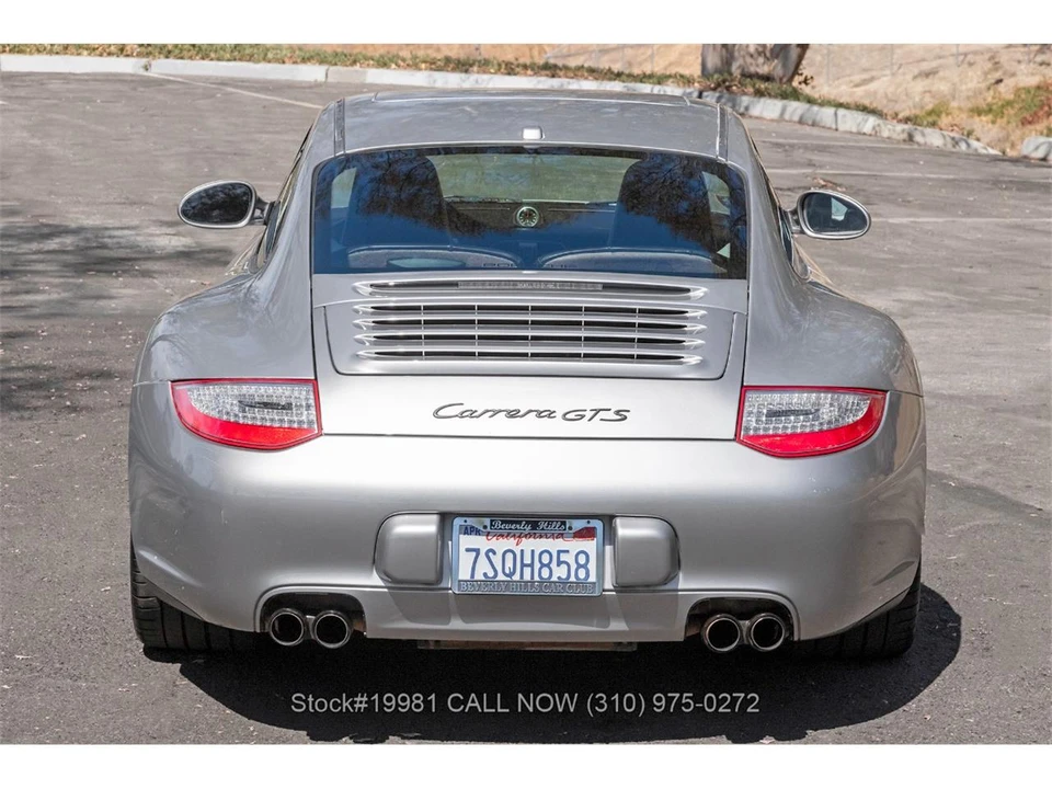 2011 Porsche 997 Carrera - Image 9 of 31