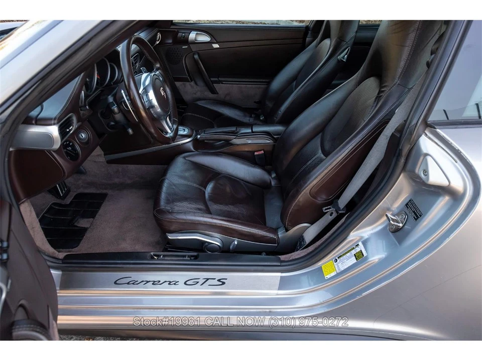 2011 Porsche 997 Carrera - Image 26 of 31