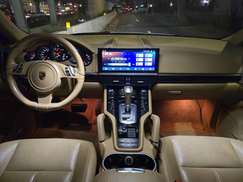 2011 Porsche 958 Cayenne - Image 6 of 10