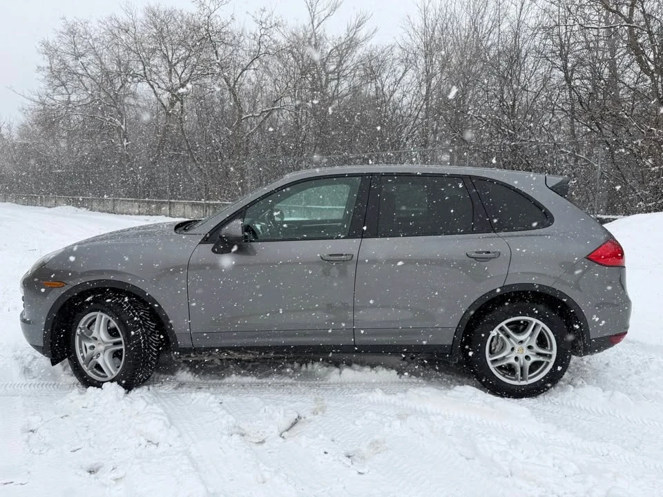 2011 Porsche 958 Cayenne - Image 2 of 20