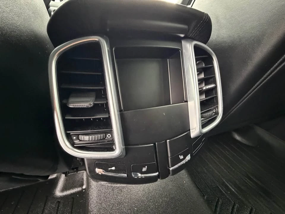 2011 Porsche 958 Cayenne - Image 15 of 20