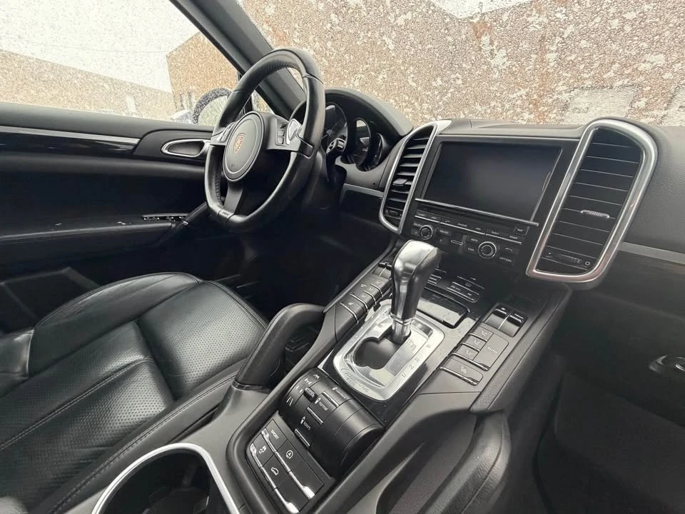 2011 Porsche 958 Cayenne - Image 17 of 20