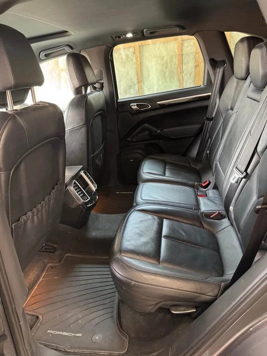2011 Porsche 958 Cayenne - Image 8 of 13
