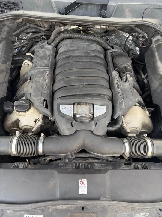 2011 Porsche 958 Cayenne - Image 16 of 18