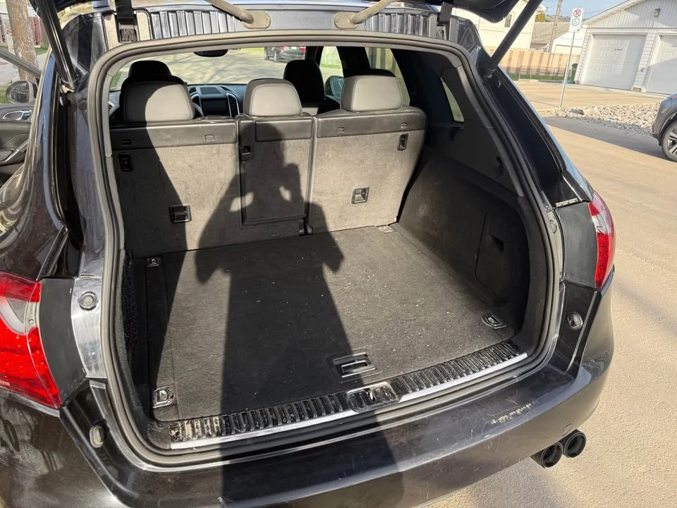 2011 Porsche 958 Cayenne - Image 14 of 18
