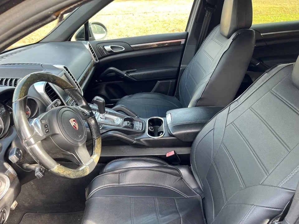 2011 Porsche 958 Cayenne - Image 2 of 4