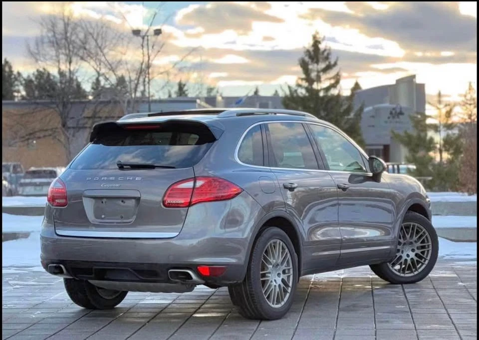 2011 Porsche 958 Cayenne - Image 6 of 6