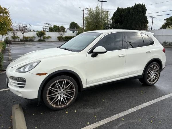 2011 Porsche 958 Cayenne - Image 4 of 6