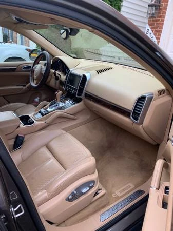 2011 Porsche 958 Cayenne S - Image 21 of 21