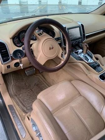 2011 Porsche 958 Cayenne S - Image 13 of 21