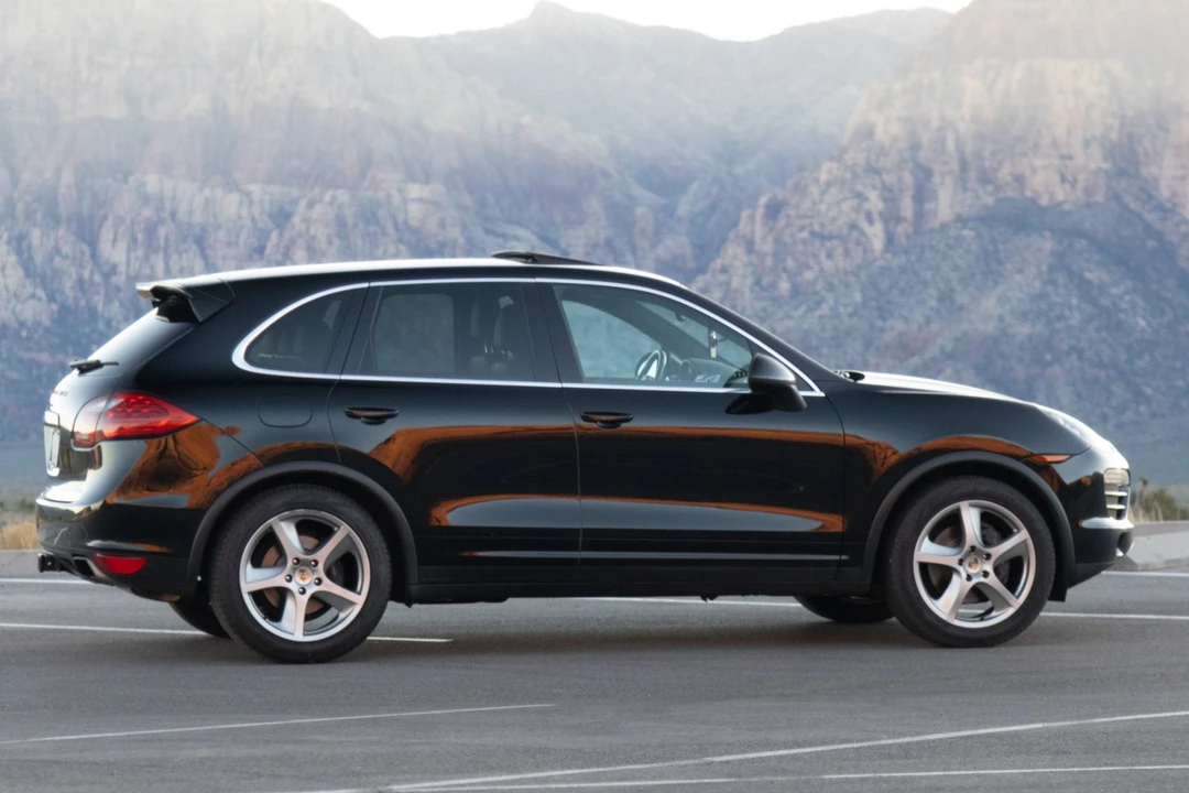 2011 Porsche 958 Cayenne - Image 25 of 31