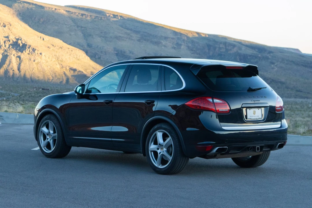 2011 Porsche 958 Cayenne - Image 16 of 31