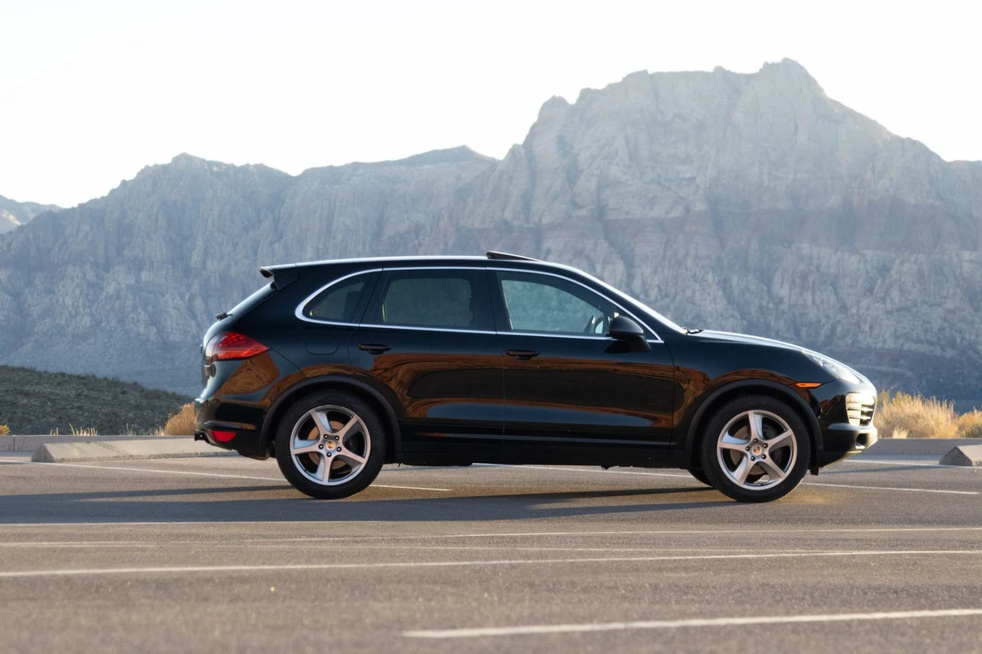 2011 Porsche 958 Cayenne - Image 27 of 31