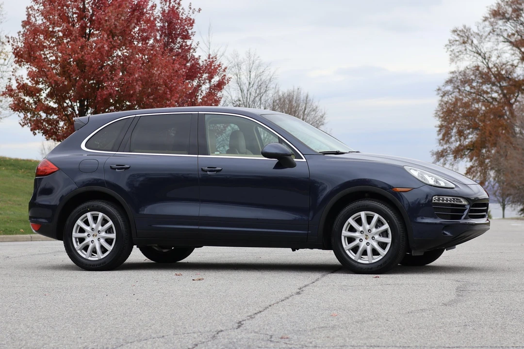 2011 Porsche 958 Cayenne - Image 15 of 31