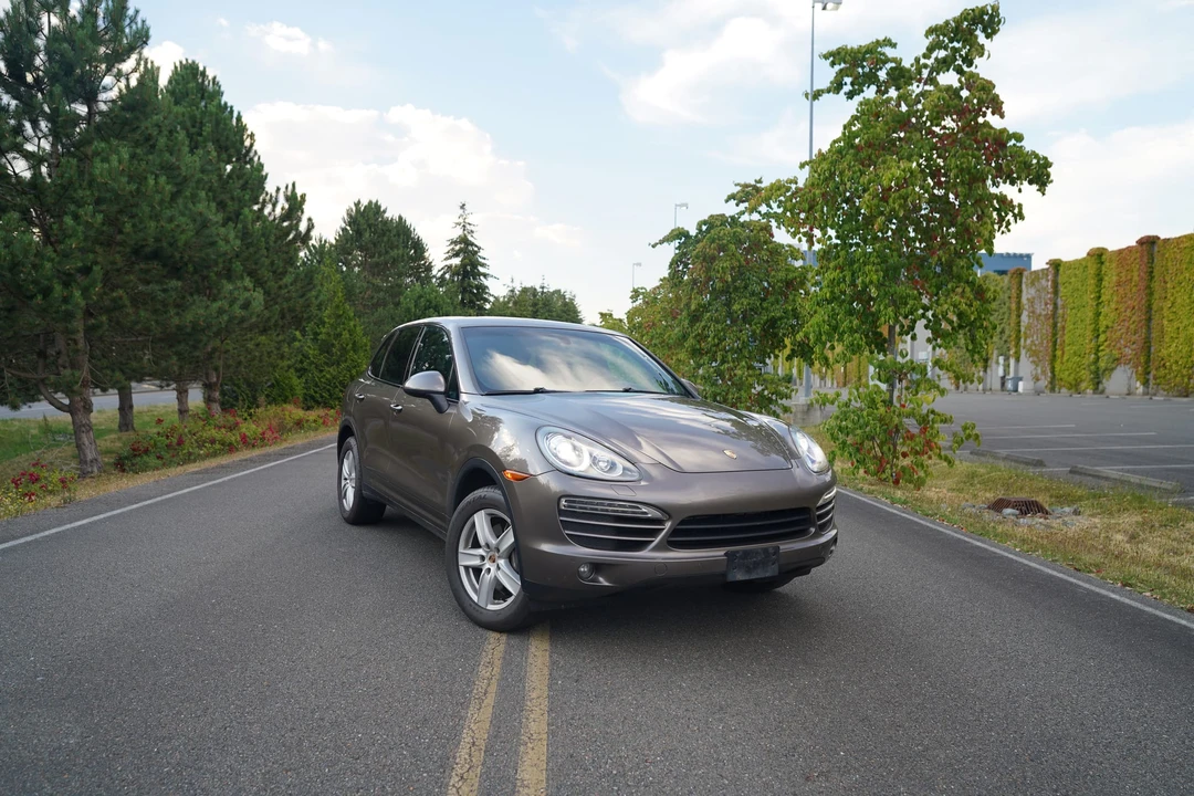 2011 Porsche 958 Cayenne - Image 28 of 31