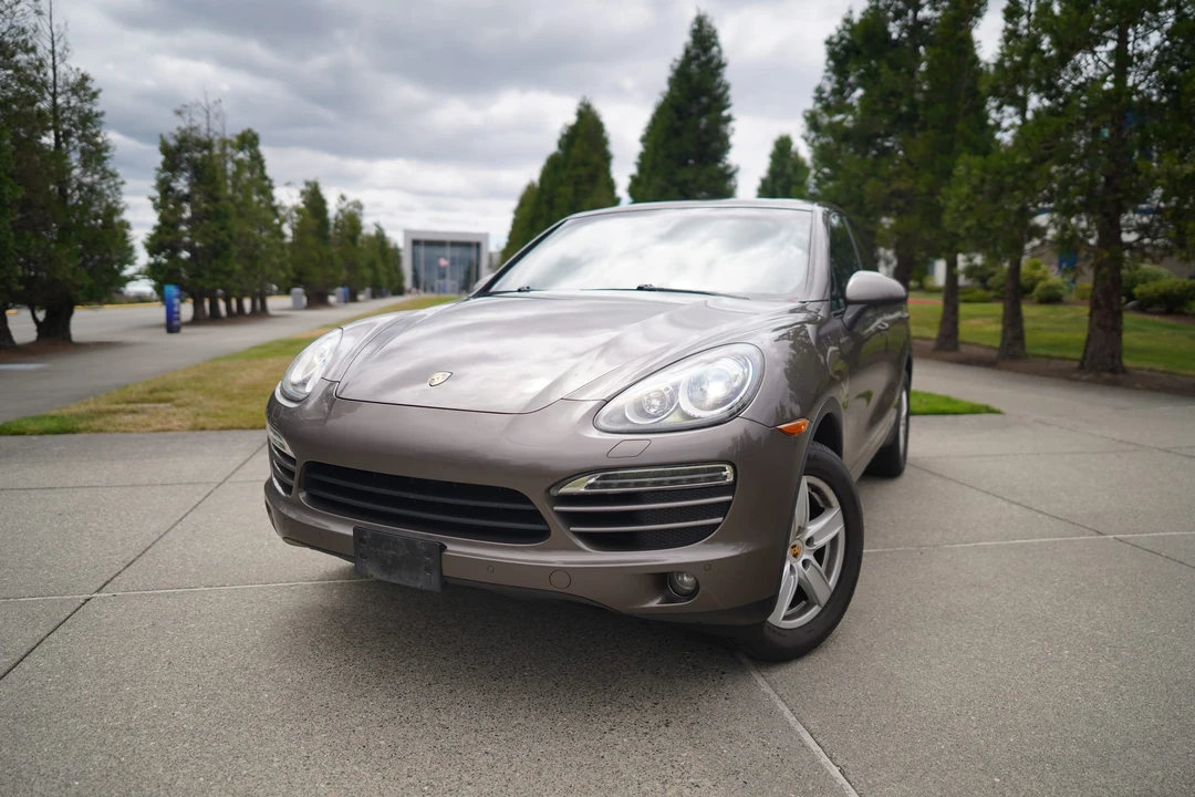 2011 Porsche 958 Cayenne - Image 9 of 31