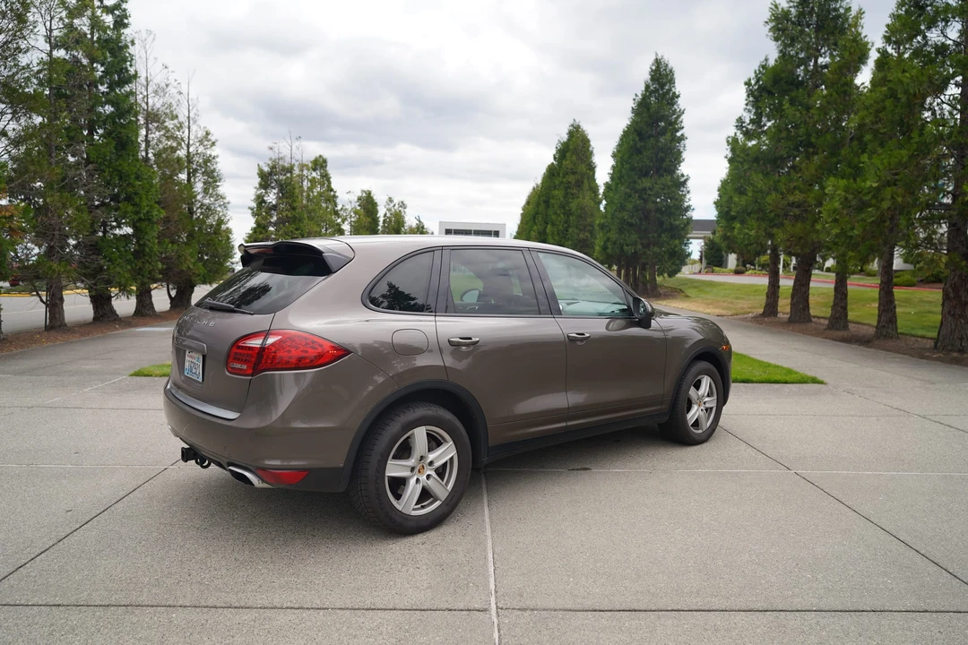 2011 Porsche 958 Cayenne - Image 20 of 31