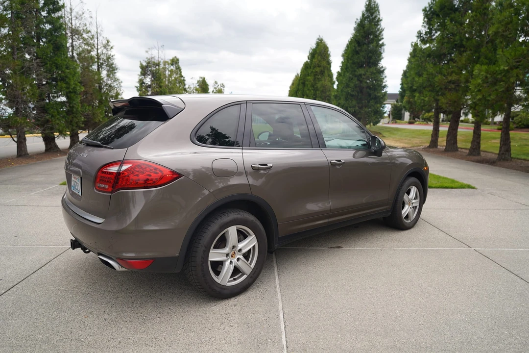 2011 Porsche 958 Cayenne - Image 21 of 31