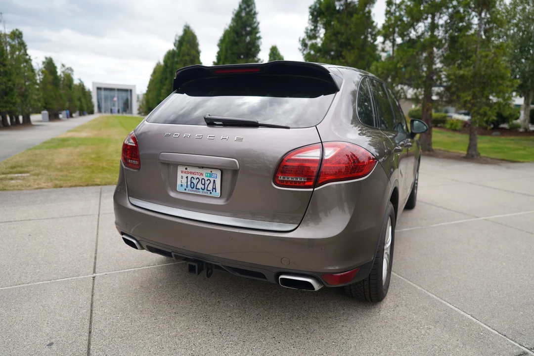 2011 Porsche 958 Cayenne - Image 22 of 31