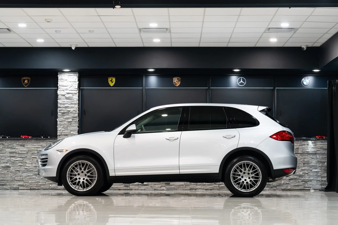 2011 Porsche 958 Cayenne - Image 19 of 31
