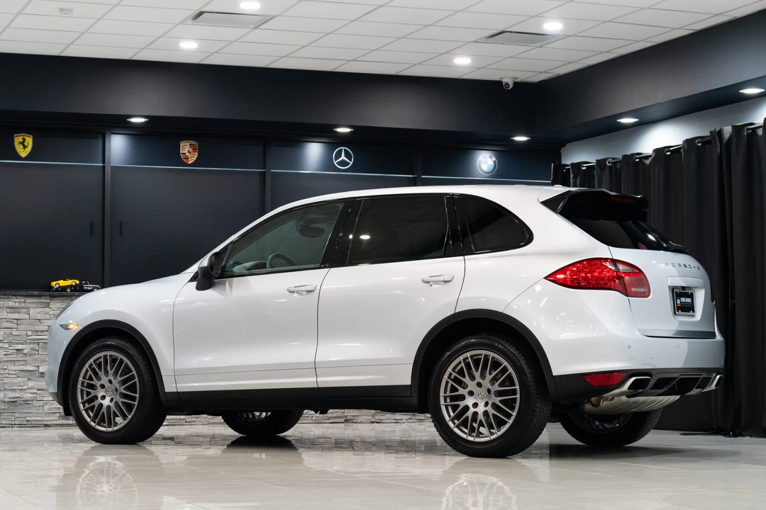 2011 Porsche 958 Cayenne - Image 21 of 31
