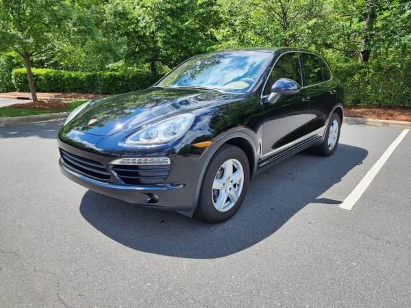 2011 Porsche 958 Cayenne - Image 2 of 12