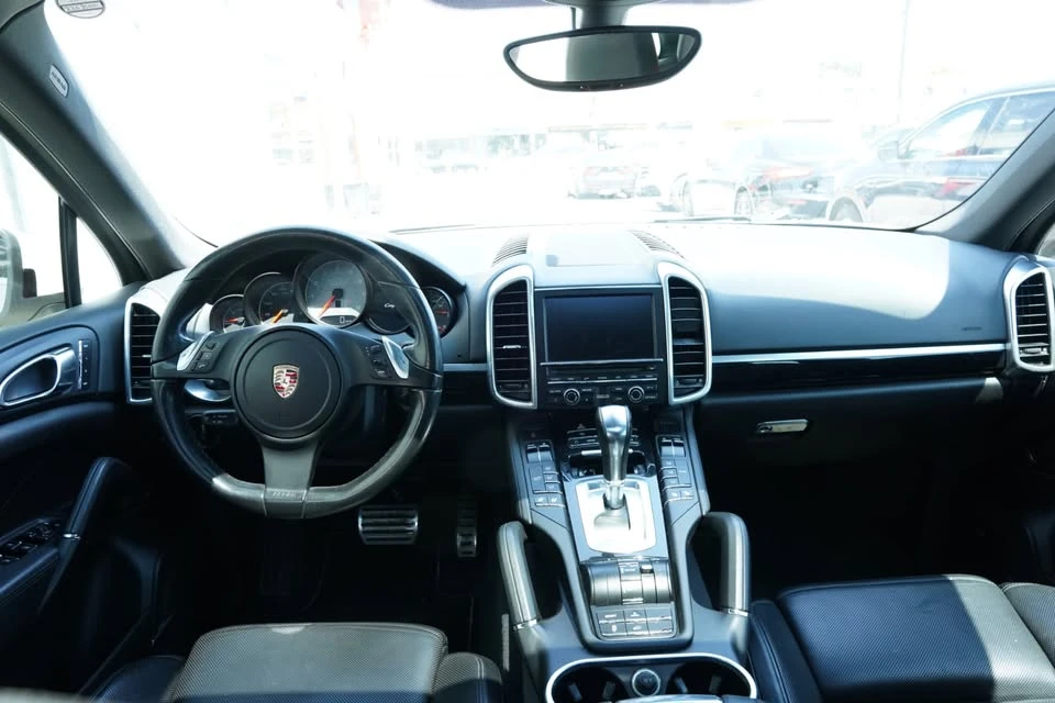 2011 Porsche Cayenne - Image 6 of 12