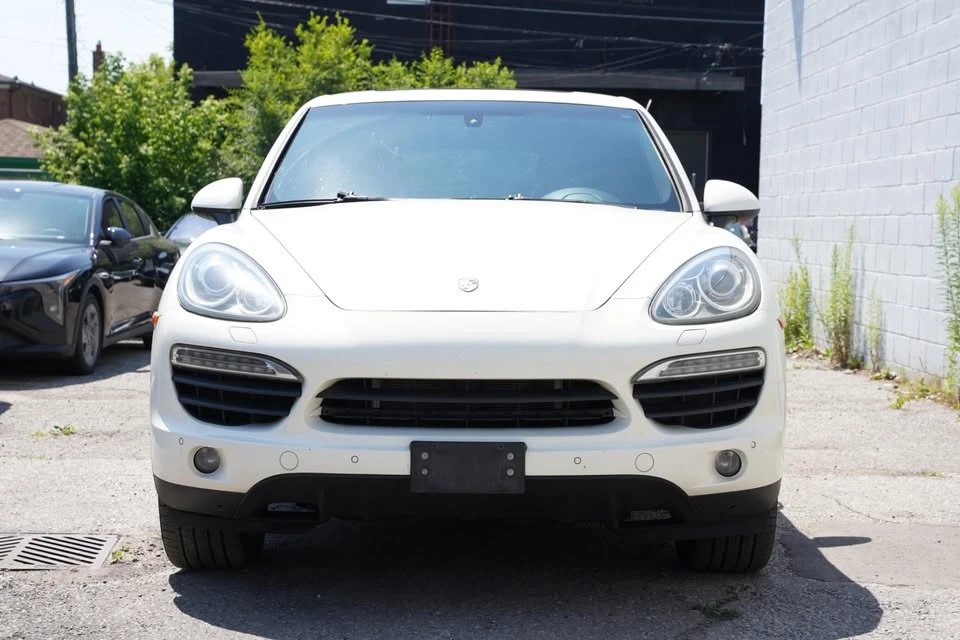 2011 Porsche Cayenne - Image 8 of 12