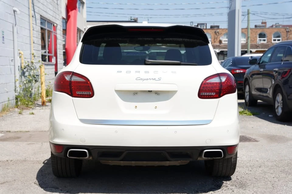 2011 Porsche Cayenne - Image 7 of 12