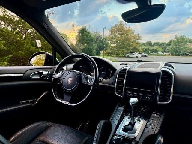 2011 Porsche 958 Cayenne - Image 19 of 20