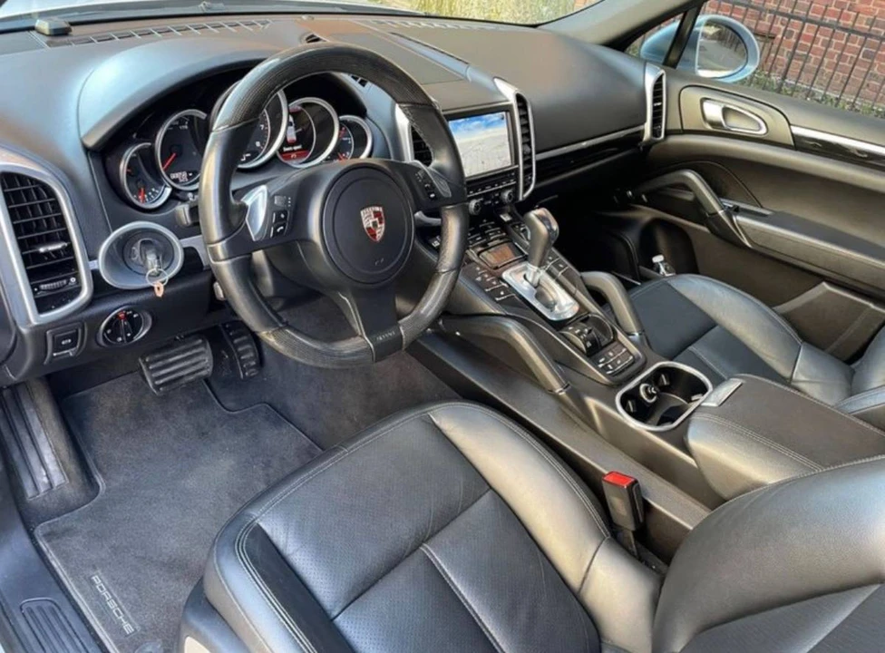 2011 Porsche 958 Cayenne - Image 6 of 7