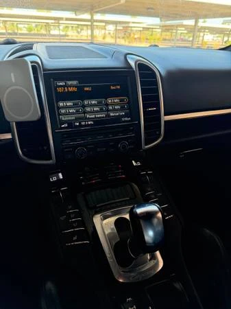 2011 Porsche 958 Cayenne - Image 7 of 11