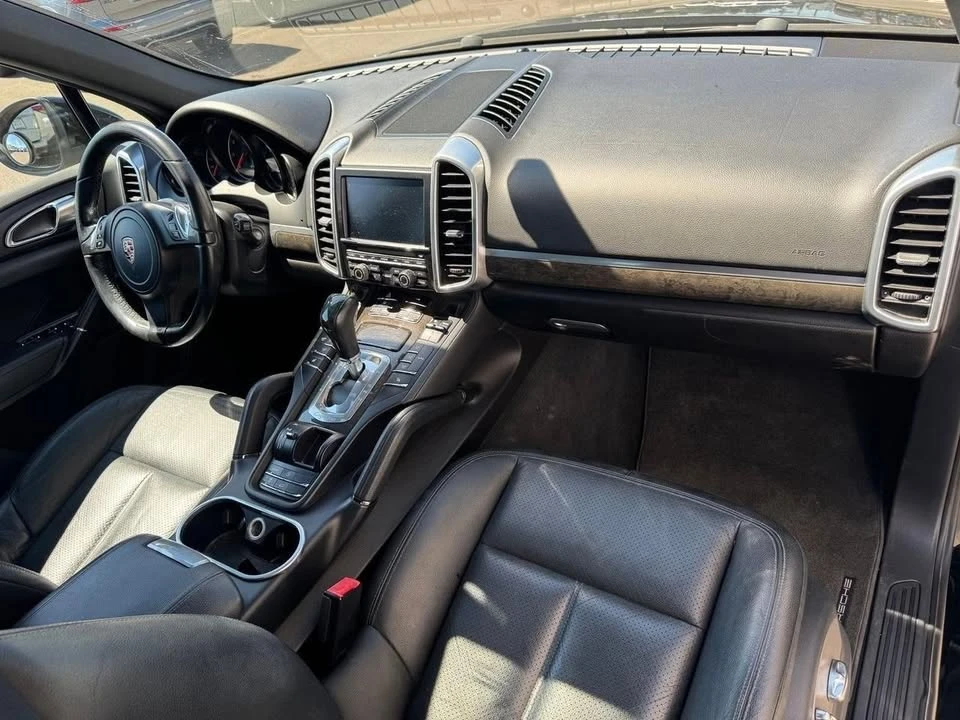 2011 Porsche 958 Cayenne - Image 19 of 20