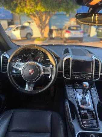 2011 Porsche 958 Cayenne - Image 3 of 15