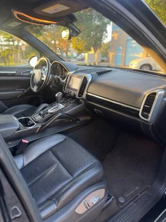 2011 Porsche 958 Cayenne - Image 8 of 15