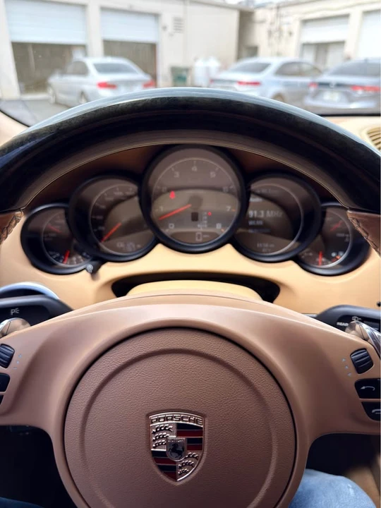 2011 Porsche 958 Cayenne S - Image 16 of 18